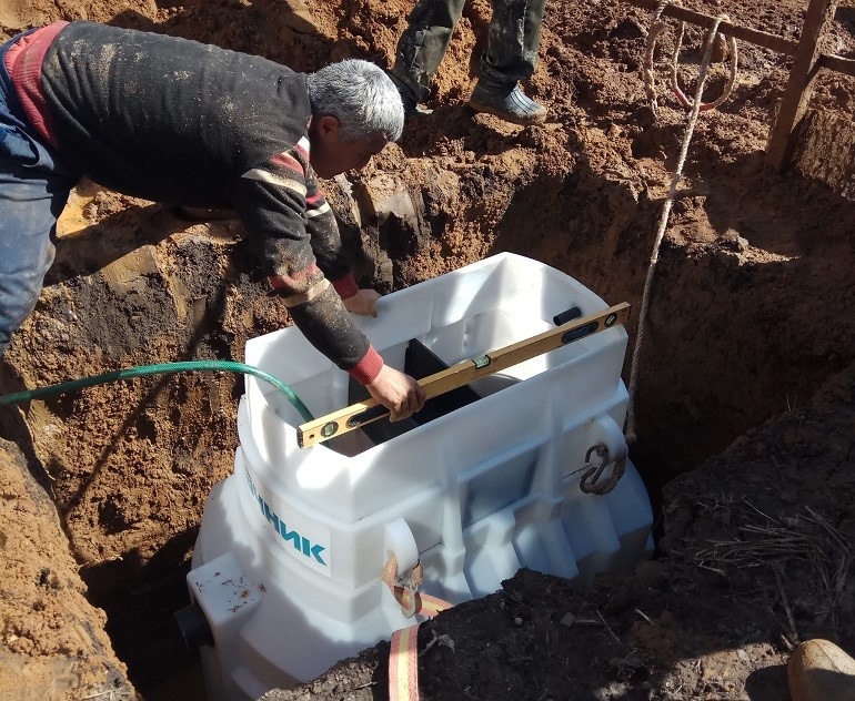 Септик Дачник 8